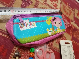 Set articoli scuola: astuccio, forbici, penna