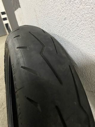 Juego de neumaticos moto 180/60/17 y 120/70/17
