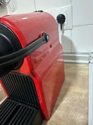 Cafetera Nespresso Krups Roja