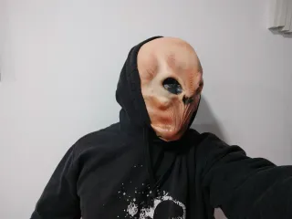 Máscara latex inspirado en Silencio doctor who