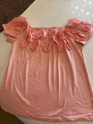 Blusa hombros descubiertos con volantes