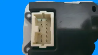 Comutador Vidro Elétrico Nissan Mi