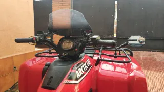 Arctic Cat 1000 XT Quad ATV