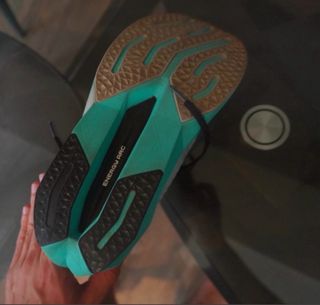 New Balance Fuelcell Supercomp V3