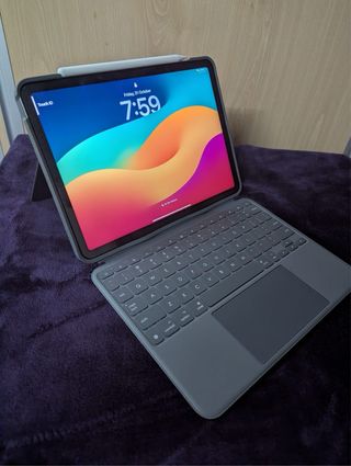 iPad Air M2 11 128GB + Apple Pencil Pro + keybo