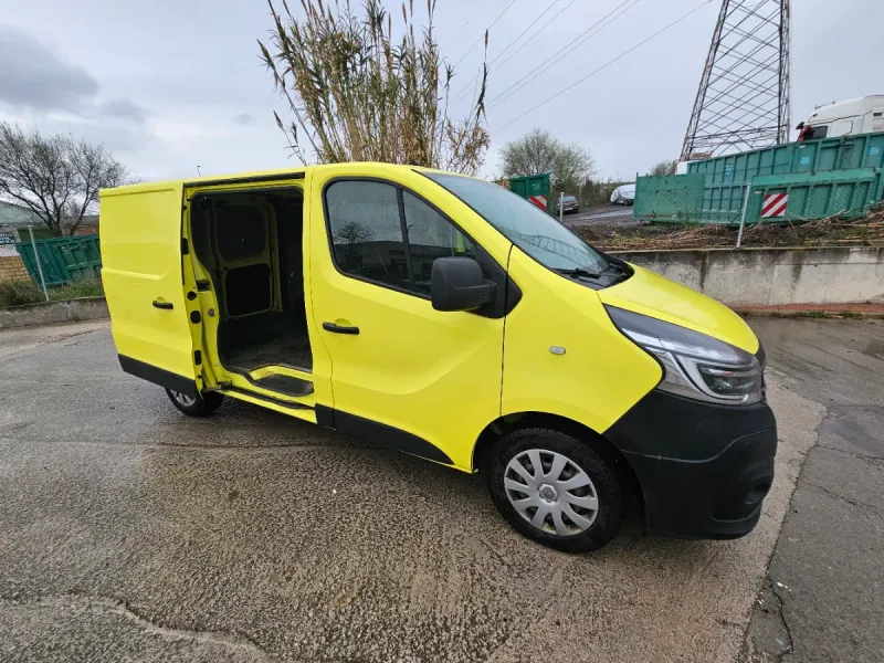 Renault Trafic 2020, foto 9