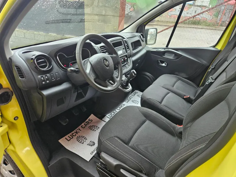 Renault Trafic 2020, foto 15
