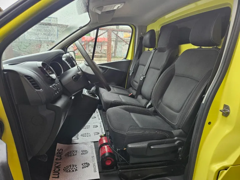 Renault Trafic 2020, foto 16