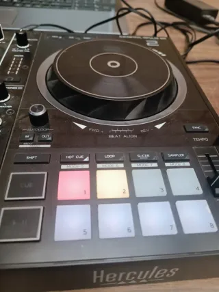 Hercules DJControl Inpulse 500