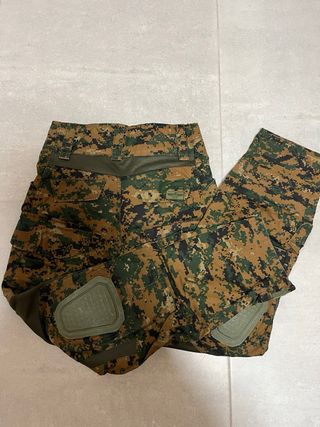 Uniforme Airsoft Camuflaje Digital
