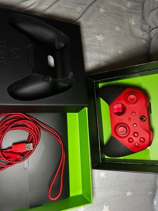 Mando Xbox Elite Series 2 Core rojo como nuevo