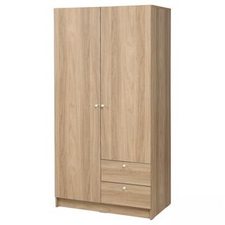 Armario Ikea Vilhatten. Disponible 27 de marzo