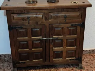 Mueble Castellano Madera y Metal