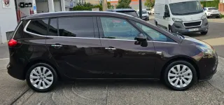 Opel Zafira Tourer 2012