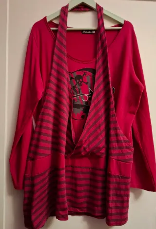 Camiseta Biluzik Roja y Negra talla grande