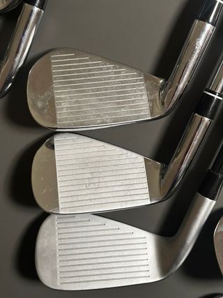 Hierro 4, hierro 7, pitch Inesis 900 forjado, golf