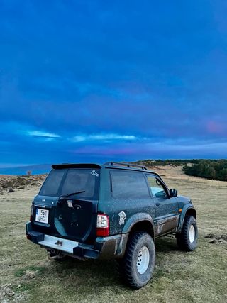 Nissan Patrol gr y61 2.8 td6