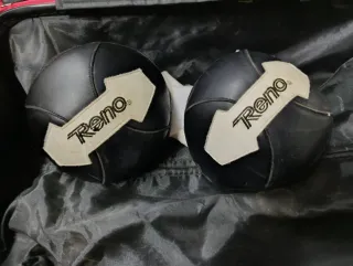 Guantes y rodilleras Reno Hockei