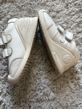 Zapatillas Biomecanics Blancas Velcro