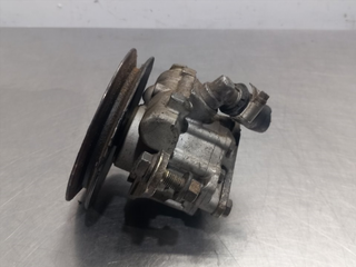 BOMBA DIRECCION NISSAN CABSTAR 7692974120