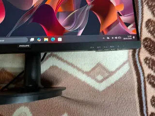 Se vende Monitor Philips 241V excelente estado