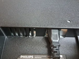 Se vende Monitor Philips 241V excelente estado