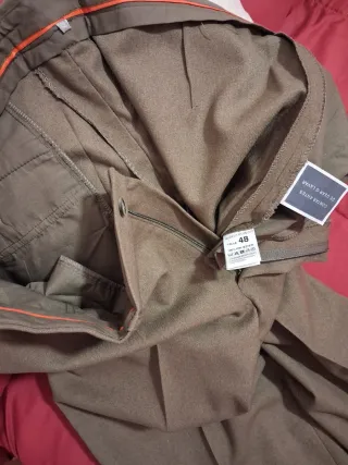Pantalón fino hombre verde oliva nuevo