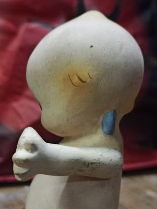 KEWPIE BISCUIT ANTIGUO