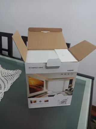 Proyector MAGCUBIC Multimedia HDMI WIFI Blanco