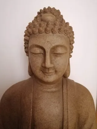 Fuente de agua efecto piedra beige