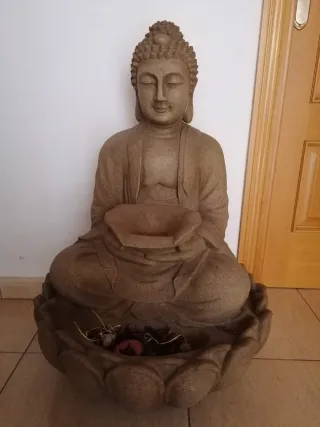 Fuente de agua efecto piedra beige