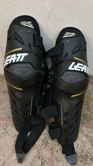 Rodilleras Leatt Dual Axis Black