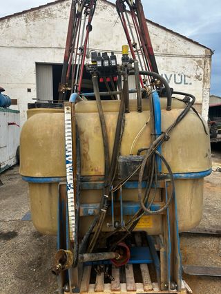 Cuba herbicida 2000L