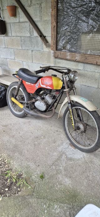 Derby antorcha tricampeona 49cc
