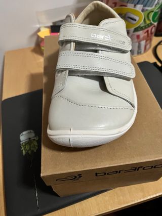 Deportivas bar3foot piel blanco roto T32