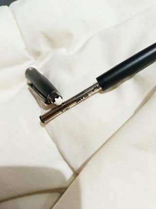Bolígrafo Montblanc Negro