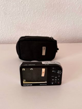 Olympus U-5000 cámara compacta 12MP buen estado