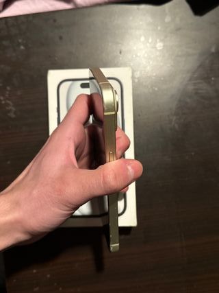 iPhone 15 Amarillo 84% Salud