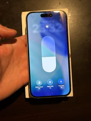 iPhone 15 Amarillo 84% Salud