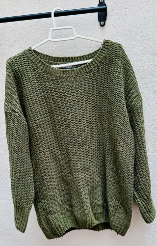 Jersey SHEIN verde oliva talla M