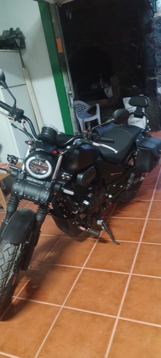 Macbor Flat 125 Negra - Cambio por Caravana