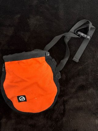 Magnesera Spicobloc Naranja y Negra