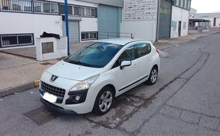 Peugeot 3008 2011
