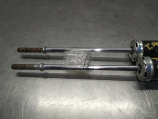 JUEGO AMORTIGUADORES TRASERO TOYOTA AURIS (E18) 2