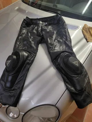 Traje de moto Dainese cuero 2 piezas