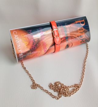 Bolso Clutch Revista Naranja Cadena Dorada