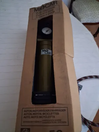 Bomba de aire vintage Mio Car