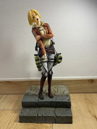Action Figure Annie Leonhart