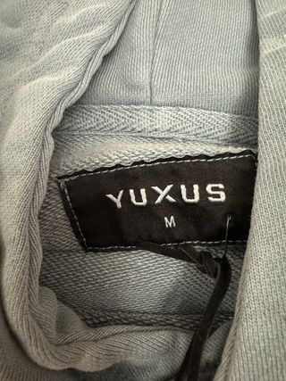 Sudadera YUXUS con capucha
