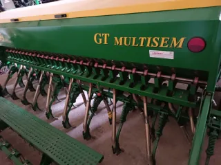 Sembradora Gil 3 filas 3,5 metros